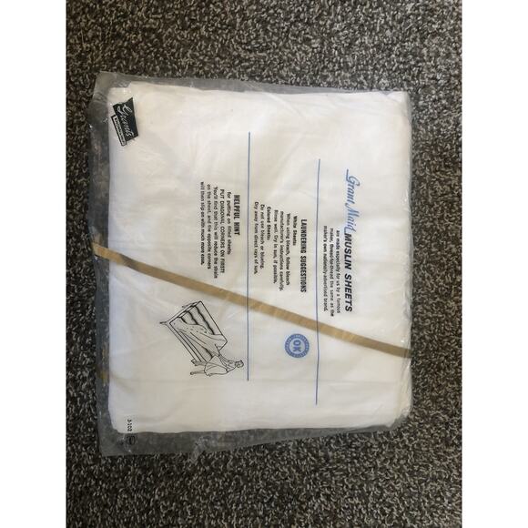 Vintage TWIN GRANT MAID 100% Cotton White Muslin Bottom Fitted NIP - Picture 4 of 4